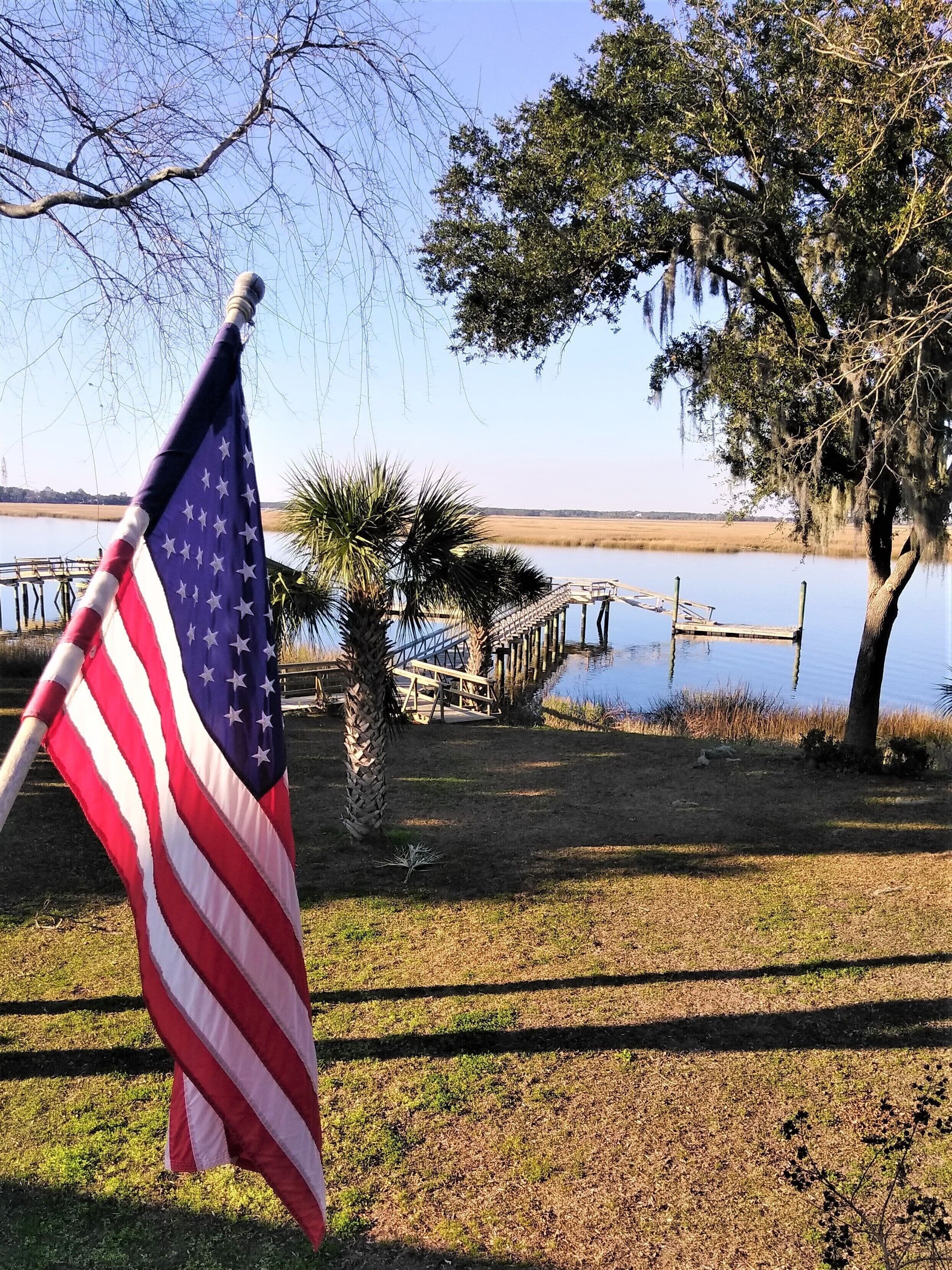 Beautiful Waterfront with Deep Water/Dock Float/Pier